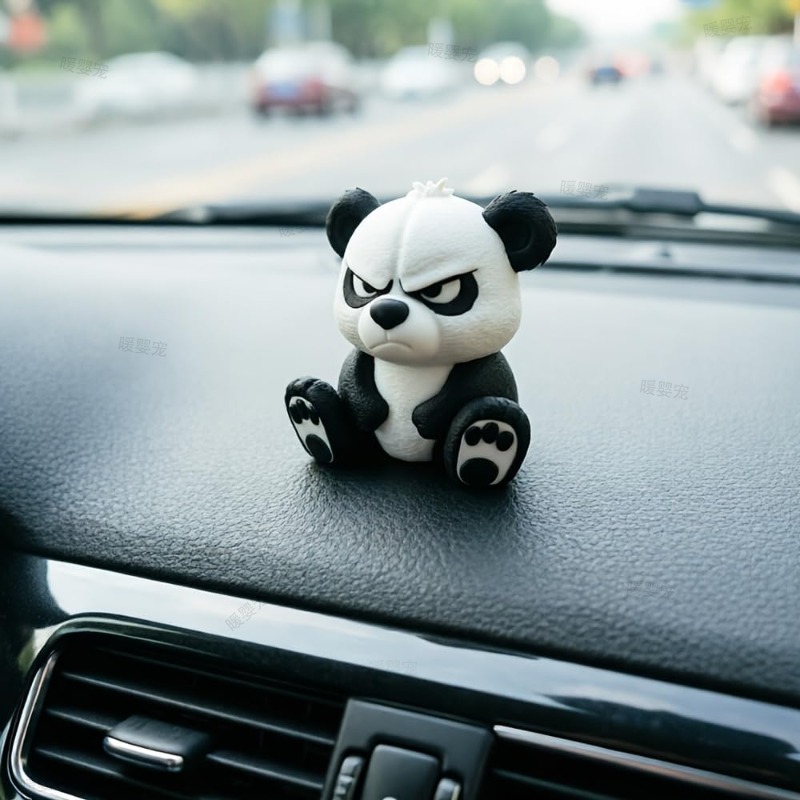 Estatueta 3D de Panda Irritáve - Car Accessories Oman avaliação e preço